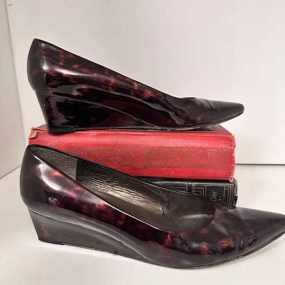 STUART WEITZMAN wedge Tortoise Shell Patent Leather size 9