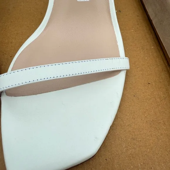 STUART WEITZMANNudistcurve 100 Ankle Strap High Heel Sandals - WhiteSize 7.5