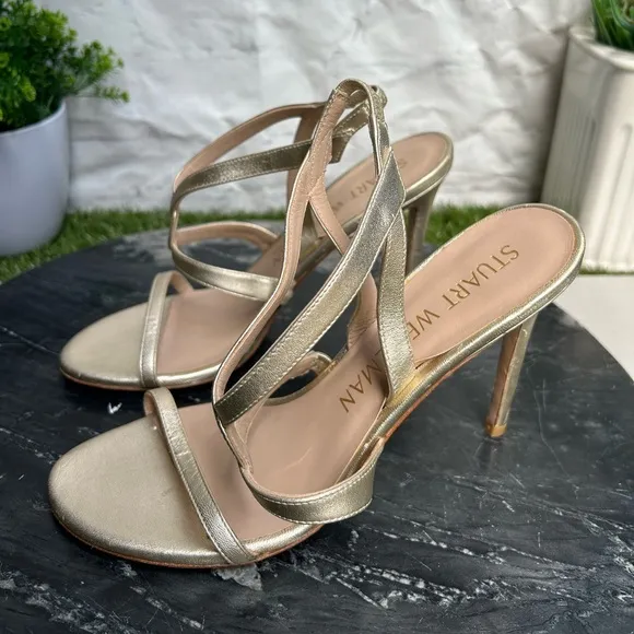 Stuart WeitzmanWomen's Soiree 100 High Heel Sandals Metallic finish size 8