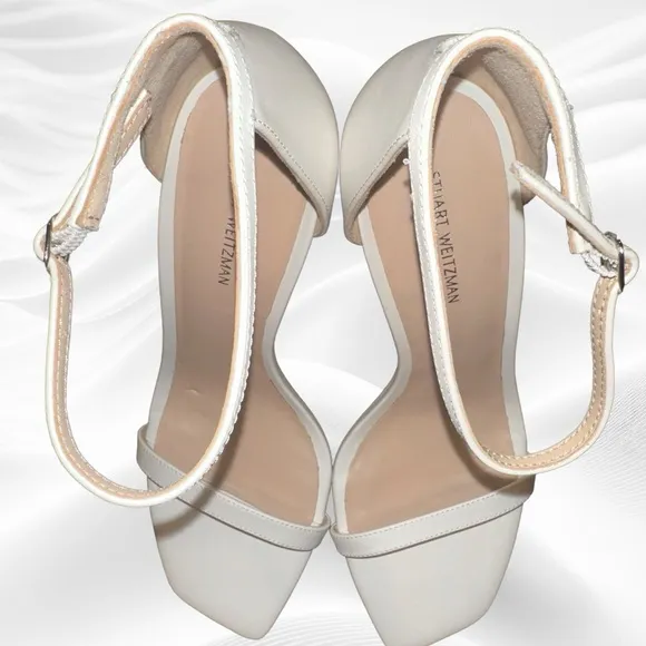Stuart Weiztman Amelina‎ 95  White/Ivory  Sandal Size 9.5B NWOB