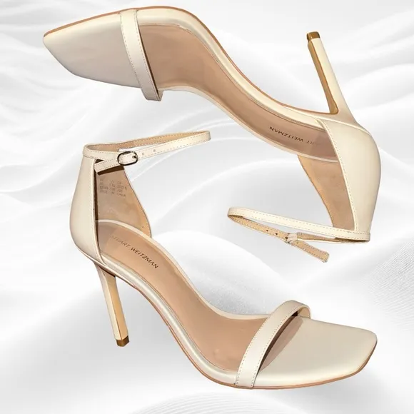 Stuart Weiztman Amelina‎ 95  White/Ivory  Sandal Size 9.5B NWOB