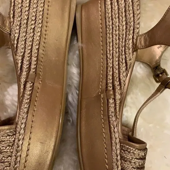 Stuart Weitzman metallic raffia Flatty sandals