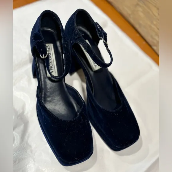 Studio Roma Vintage Blue Velvet Platform Mary Jane Shoes