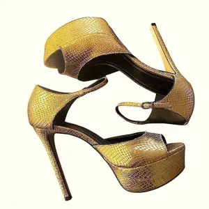 Stunning 5” platform heels, metallic gold lizard  embossed leather shoes  8.5
