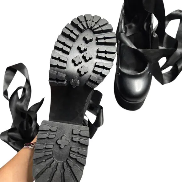 Sugar Thrillz Dancing Hearts Platform Boots - Black Size: 7