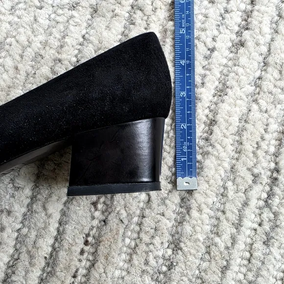SUPER CLEAN Stuart Weitzman Black Suede Heel 9 / 9M