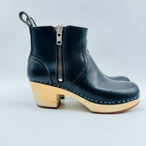 Swedish Hasbeens Toffel Black Leather Boots Womens 37 US 7 Block Heel Clogs
