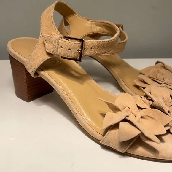 Talbots Women's Blush Tan Strappy Flower Buckle Heel Sandals Size 6.5