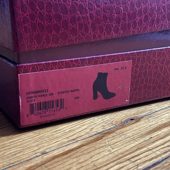 Tamara Mellon Caress Ankle 105 Napa Leather Boots 37.5