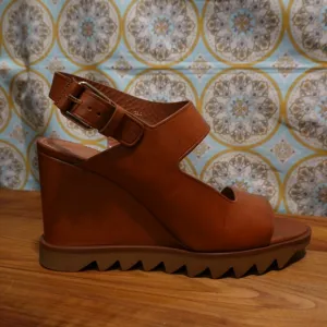 TAMARA MELLON Cognac Leather Wedge Sandals with Serrated Soles, size 38.5