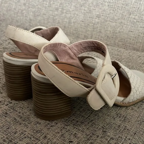 Tamaris Danni Cream Block Heel Leather Sandals Size 38 US