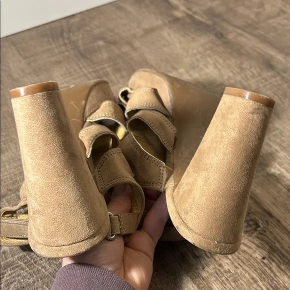Tan Block Heel Sandals with Crisscross Straps