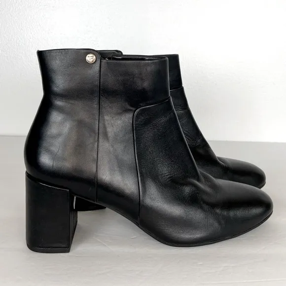 Taryn Rose Camille Women's Ankle Boots Size 40 US 9.5 Black Leather Block Heel