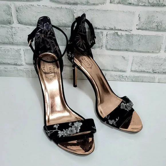 Ted Baker London 41 US10.5 NIKOAL Floral Embroidered‎ Ankle Strap Sandals Heels