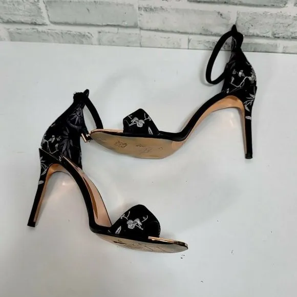 Ted Baker London 41 US10.5 NIKOAL Floral Embroidered‎ Ankle Strap Sandals Heels