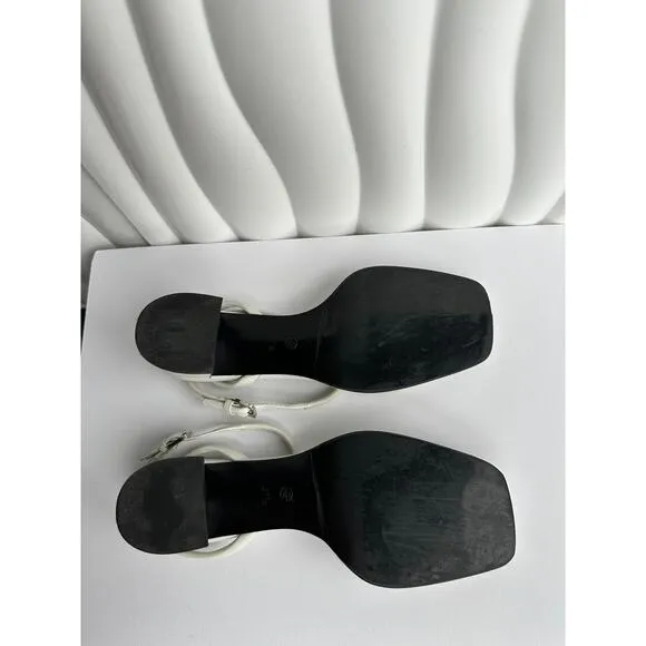 THE ROW Kate leather sandals