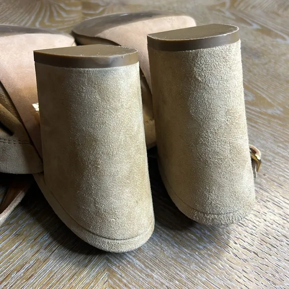 THE SELLER Tan Suede Leather Slouch Block Heel Sandals 38