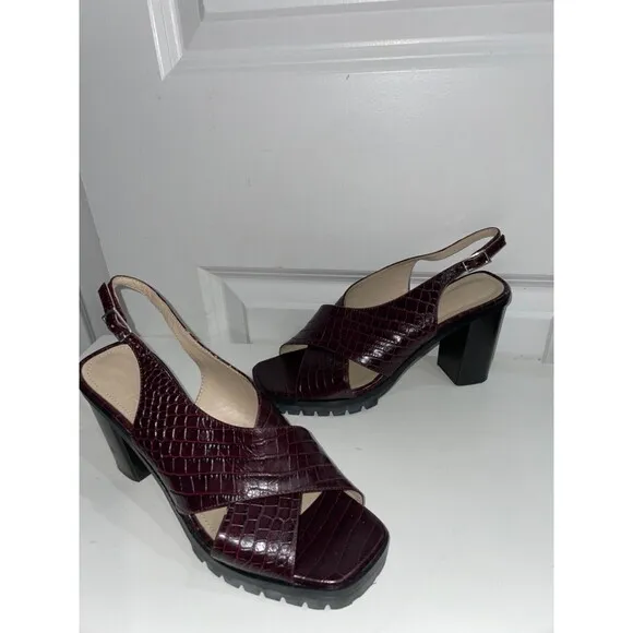 Theory Cross Lug Heel in Croc Print Leather Sandals size 38/US 8 made in Italy