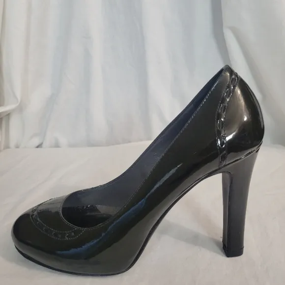 Theory Womens dark olive green patent leather high heel pumps 5/36