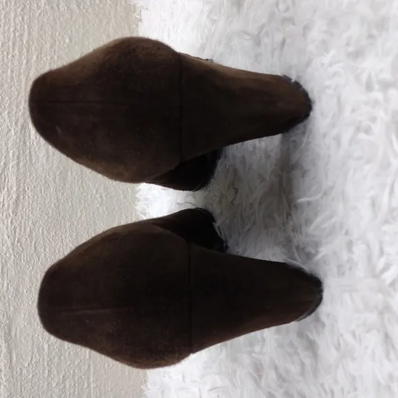 Thierry Rabotin Vintage Brown Suede Leather Almond Peep Toe Blocked Heel Shoe