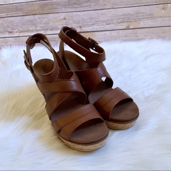 Timberland Danforth Brown Leather Wedge Sandals