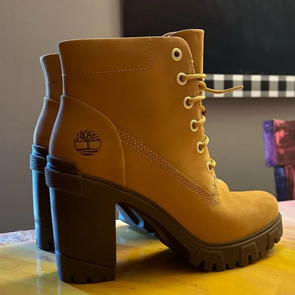 Timberland Lana Block Heel Wheat Nubuck Bootie Boots