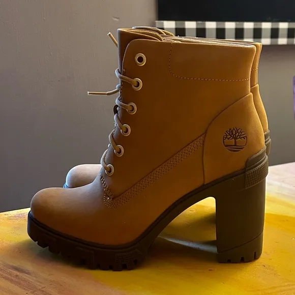 Timberland Lana Block Heel Wheat Nubuck Bootie Boots