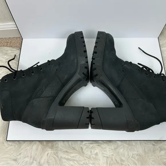 Timberland Lana point black lace up heeled boots size: 8