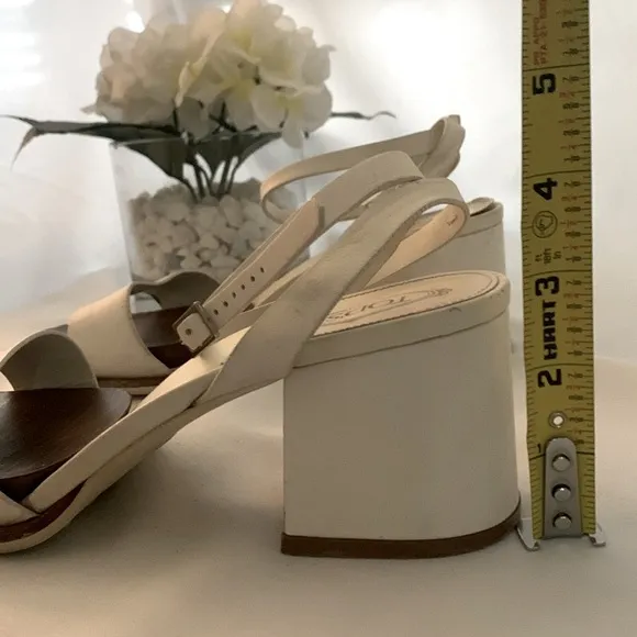 TOD’S Block Heel Leather Sandals