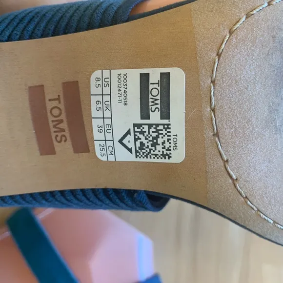 Toms teal corduroy and suede wood block heel sandals size 8.5