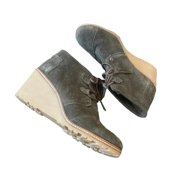 Toms Women's Shoes Desert Wedge Suede
