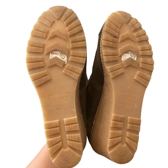 Toms Women's Shoes Desert Wedge Suede