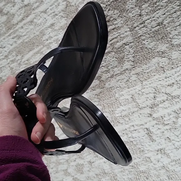 Tory Burch 10.5 M Black Tiny Miller Thong Sandal Leather