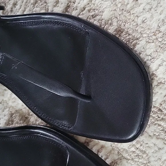Tory Burch 10.5 M Black Tiny Miller Thong Sandal Leather