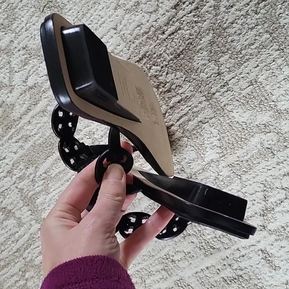 Tory Burch 10.5 M Black Tiny Miller Thong Sandal Leather