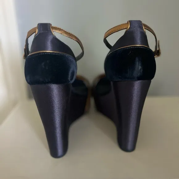 Tory Burch Alexia Navy Blue/Gold Velvet and Satin Wedge Sandal Heels Size 10