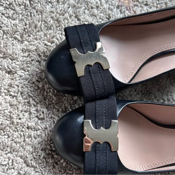 Tory Burch Black Gemini Link Bow Wedge Shoes Pumps Size 7.5