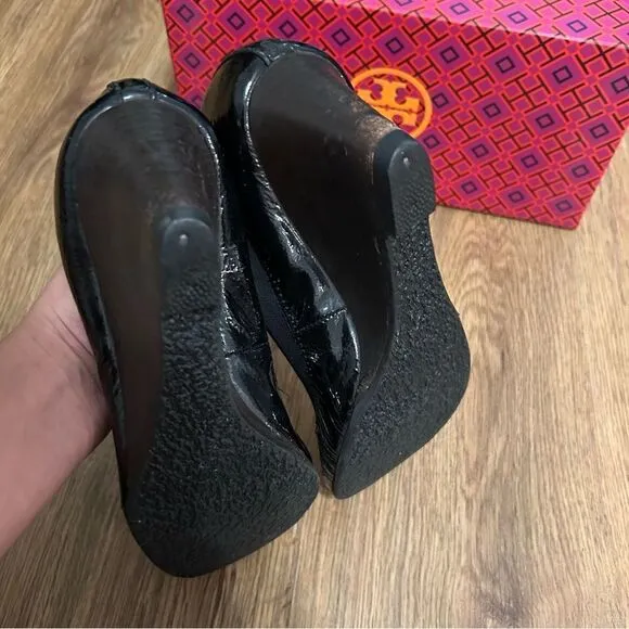 TORY BURCH black gold wedge heels pumps shoes women’s 7