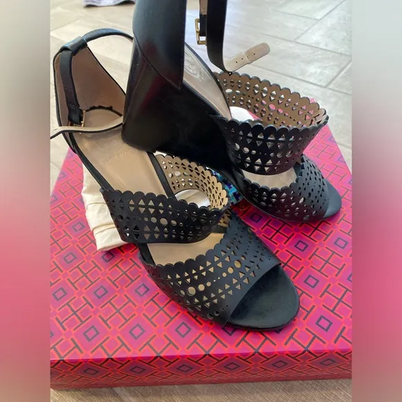 Tory Burch black laser cut leather wedge sandals 7