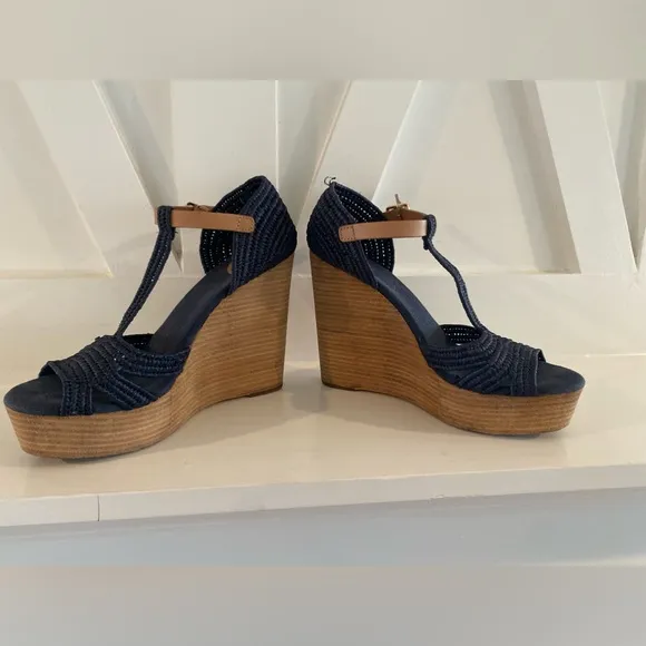 Tory Burch Carina Macrame Wedge Sandals size 7- 5 inch heel, preppy vineyard