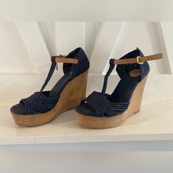 Tory Burch Carina Macrame Wedge Sandals size 7- 5 inch heel, preppy vineyard