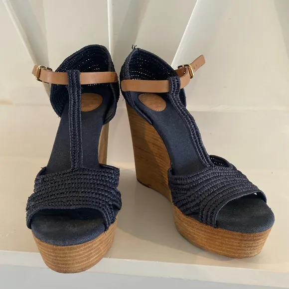 Tory Burch Carina Macrame Wedge Sandals size 7- 5 inch heel, preppy vineyard