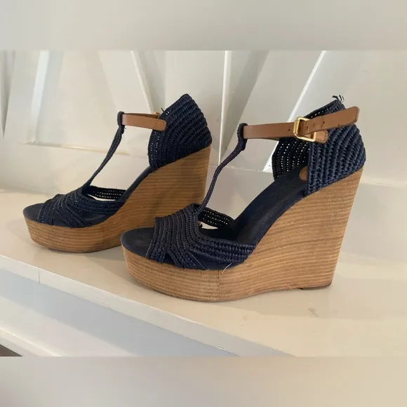 Tory Burch Carina Macrame Wedge Sandals size 7- 5 inch heel, preppy vineyard