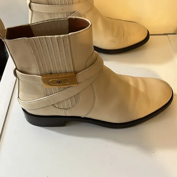TORY BURCH CHELSEA BOOTIE SIERRA ANTIK, COLOR CODE DULCE DE LECHE 215