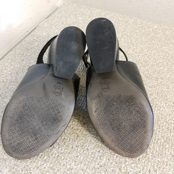 Tory Burch Grove Black Leather Sandals