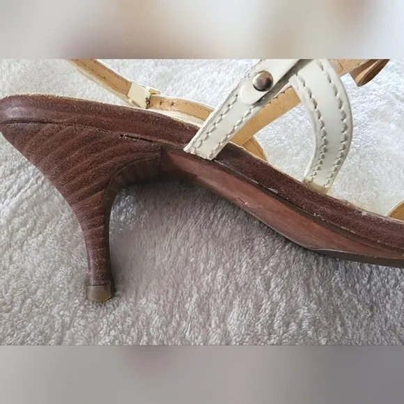 TORY BURCH KAILEY - Kitten heel sandals, iced coffee, approx. 2.7&quot; heel, size 7