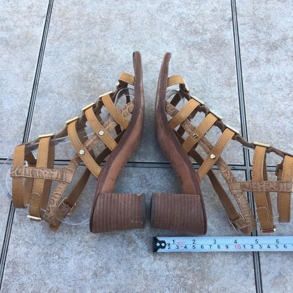Tory Burch Reggie tan gladiator block heel sandals