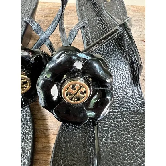TORY BURCH Reva Logo Flower Blossom Logo Thong Wedge Sandals Breely 8