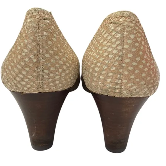TORY BURCH Sally Snake Print Wedge Pumps in Spring Dune Size 7 shoes