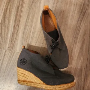 Tory burch wedge booties size 8